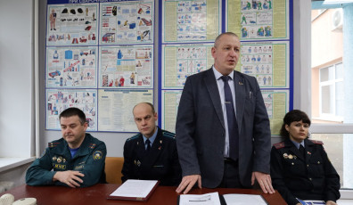 Фото: В Свислочском районе проходит единый день информирования. Ключевая тема, которую обсуждают в коллективах, – «Чернобыль: от возрождения до устойчивого развития».