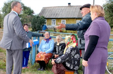 Фото: В Лидянах говорили на разные темы
