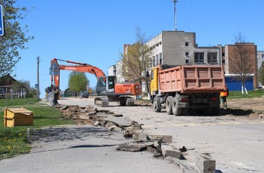 Фото: В районном центре начался ремонт автомобильной дороги по ул. Красноармейской