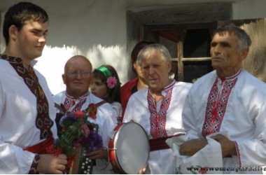 Фото: Як паляўнічы  за куніцаю гнаўся