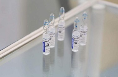 Фото: Беларусь освоила производство вакцины "Спутник Лайт" для профилактики COVID-19