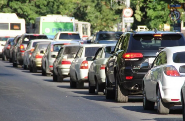 Фото: Автовладельцы без техосмотра до 15 декабря должны заплатить аванс по транспортному налогу