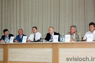 Фото: Изменить ситуацию  поможет развитие  инвестиционных программ  и создание новых рабочих мест