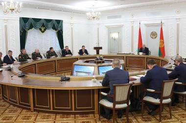 Фото: Александр Лукашенко собрал совещание по вопросам обеспечения безопасности и охране границы