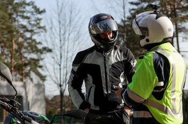 Фото: ГАИ напоминает мотоциклистам и велосипедистам о необходимости соблюдения правил дорожного движения