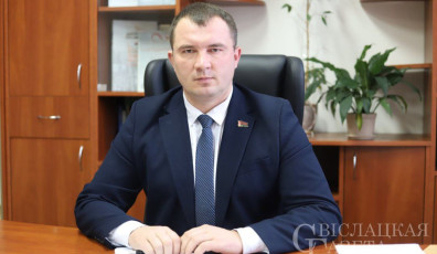 Фото: Стихия и качество воды. Субботнюю прямую линию с населением района провел председатель райисполкома Андрей Грицкевич