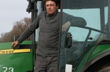 Фото: В первый день  сеяли яровой ячмень