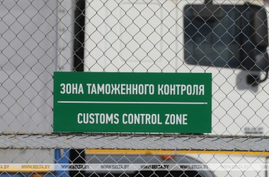 Фото: Польша отправляет на карантин водителей грузовиков до 3,5 т - ГТК