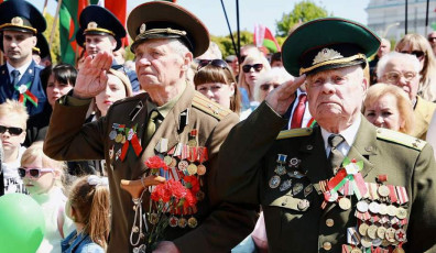 Фото: Поздравление Гродненского облисполкома и Гродненского областного Совета депутатов с Днем Победы