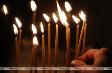 Фото: Православные и католики празднуют День Святой Троицы