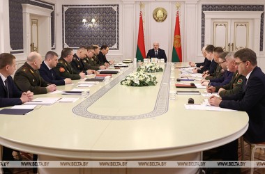 Фото: Лукашенко: обеспечение жильем бюджетников и особенно военнослужащих всегда будет в приоритете