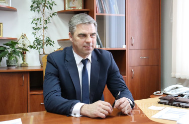 Фото: Старшыня Свіслацкага раённага выканаўчага камітэта Аляксандр Вярсоцкі: “У нашай роднай мове закладзены характар беларусаў”