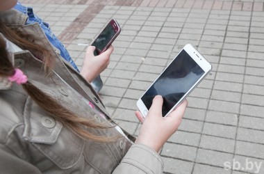 Фото: 30 процентов родителей не контролируют использование детьми гаджетов