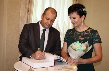 Фото: Серебряную свадьбу отметили Сергей и Алла Тарасевич