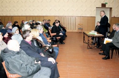 Фото: Жителей Корнади поддержала  местная власть