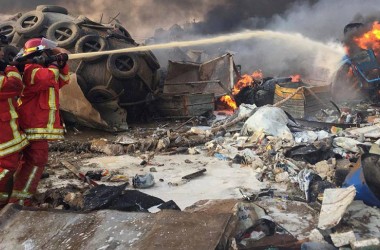 Фото: Причиной взрыва 2700 тонн селитры в порту Бейрута стали сварочные работы