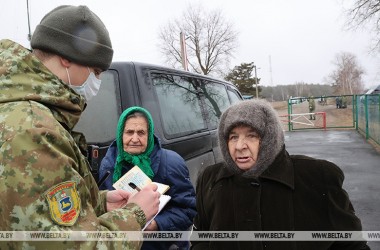 Фото: Граждане Украины продолжают прибывать в Беларусь: за сутки приехали 993 человека