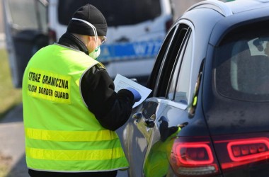 Фото: Польша пока не планирует открывать границы