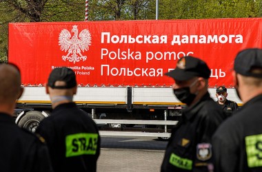 Фото: Польша отправила в Беларусь конвой с гуманитарной помощью