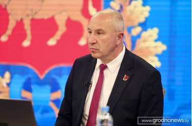 Фото: Председатель облисполкома Юрий Караев во время онлайн-стрима рассказал, какой будет обновленная набережная в Гродно