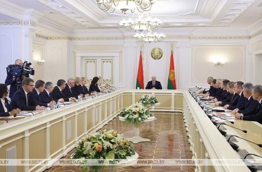 Фото: Лукашенко о ВНС: важно, чтобы люди принимали решения, на которые будут опираться госорганы