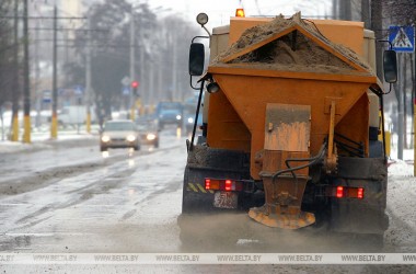 Фото: ГАИ призывает водителей быть внимательными при гололедице