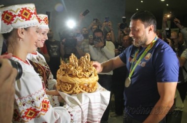 Фото: Ивана Тихона встретили в Минске