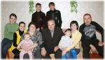 Фото: Вярнуўся бусел – носіць унучанят