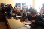 Фото: На ярмарке выбирают