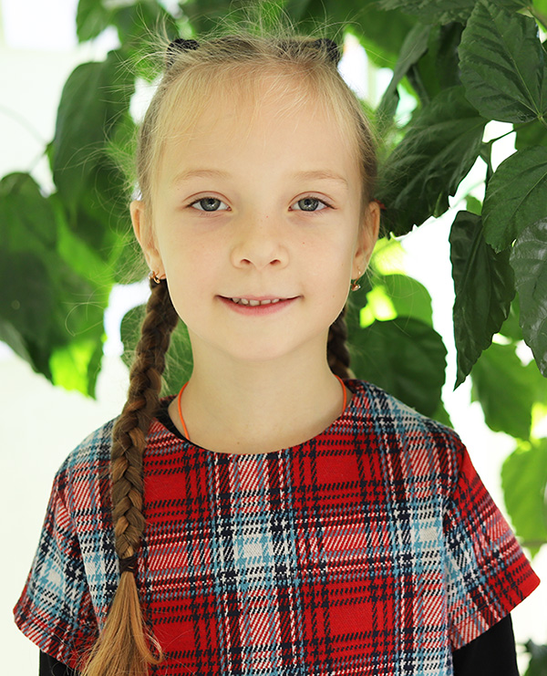 Настя ЛОБАЧ.jpg