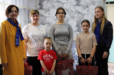 Фото: Подарки от союза женщин