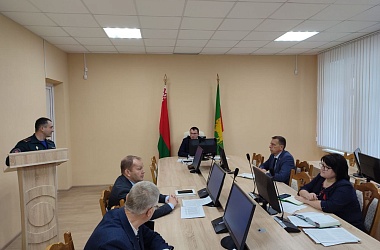 Фото: На планерке у председателя райисполкома: «Доводить дело до конца»