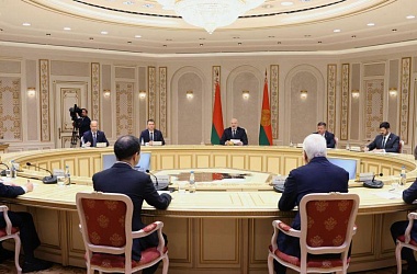 Фото: Александр Лукашенко о формуле сотрудничества с регионами России: если что-то попало под запрет - покупайте белорусское