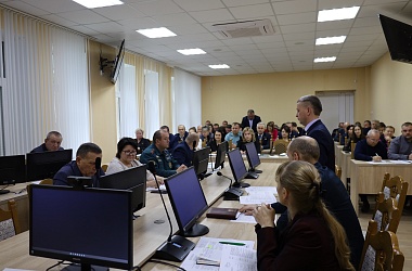 Фото: На планерке у председателя райисполкома: «На первом месте – вопросы ЖКХ»