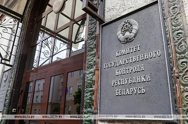Фото: Собрались в отпуск? Напомним о сроках выплаты отпускных!