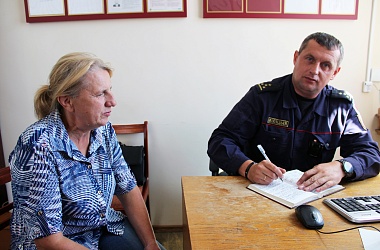 Фото: С вопросом к участковому инспектору. Рассказываем, куда и когда обращаться