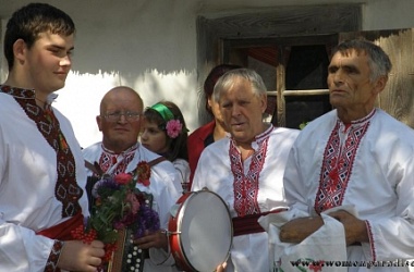 Фото: Як паляўнічы  за куніцаю гнаўся