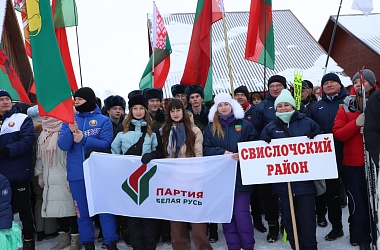 Фото: "Принеманская лыжня" собрала любителей лыжных гонок