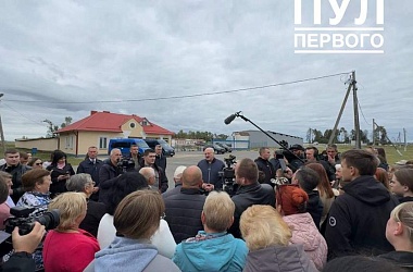 Фото: Александр Лукашенко о перспективах развития "АСБ Агро Городец": здесь есть возможность иметь хорошее хозяйство