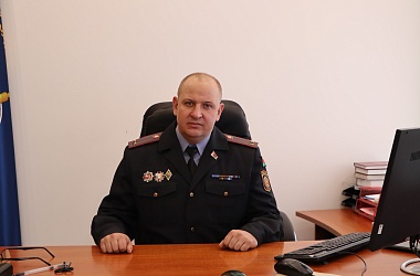 Фото: Поздравление начальника Свислочского РОВД Алексея Литоша с Днём милиции