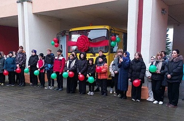 Фото: В школу – на новом автобусе