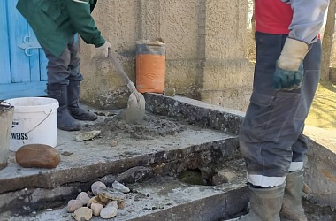 Фото: Местное население вышло на субботник