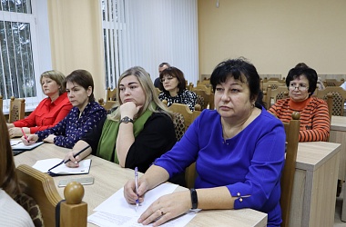 Фото: О работе с неблагополучными семьями и обязанными лицами шла речь на районном семинаре для идеологического актива