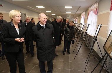 Фото: «Земля и люди». Комбайнеры, агрономы, механизаторы стали героями уникальной фотовыставки на "Дажынках"