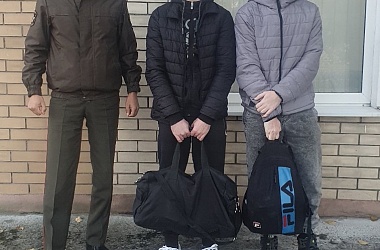 Фото: Сегодня в Свислочском районе началась отправка свислочан, призванных на срочную военную службу и службу в резерве, в соединения и воинские части Вооруженных Сил Беларуси