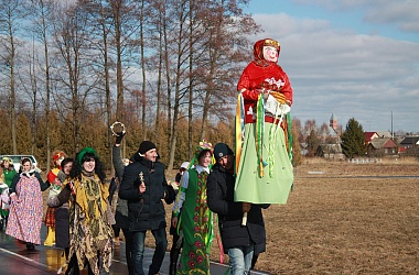 Фото: Масленица-2019: как в Свислочи весну встречали, а зиму провожали (+ видео)
