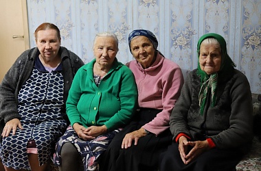 Фото: Не забыты государством. Как живут пожилые граждане в домах совместного проживания в поселке Кобыльники