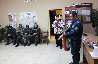 Фото: Диалог с работниками УП «ВМК-АГРО»