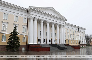 Фото: Belarus' Defense Ministry dismisses reports about 300 tanks en route to Ukraine as fake