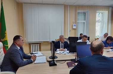 Фото: На планерке у председателя райисполкома: «Поднапрячься и усиленно работать»